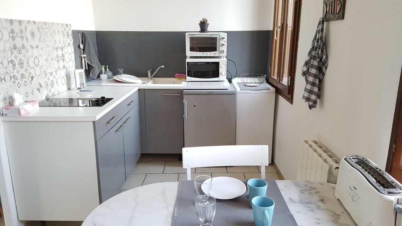 Studio 30 M2 500M Plages Mourillon 3 Personnes Tolone Esterno foto